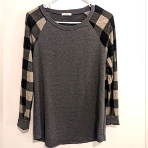 12PM by Mon Ami Small Long Sleeve Gray Shirt with Plaid Sleeves